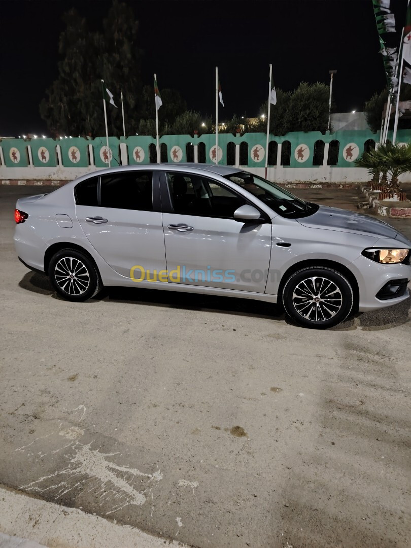 Fiat Tipo 2024 City