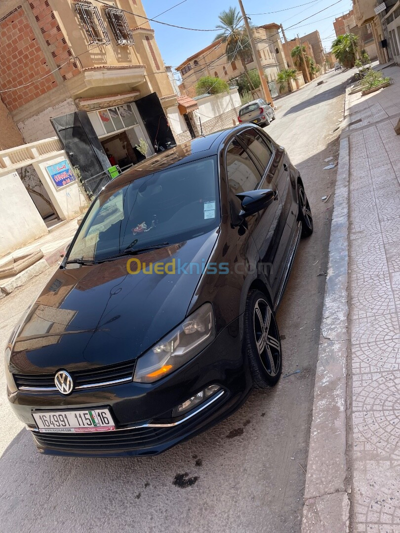 Volkswagen Polo 2015 Carate