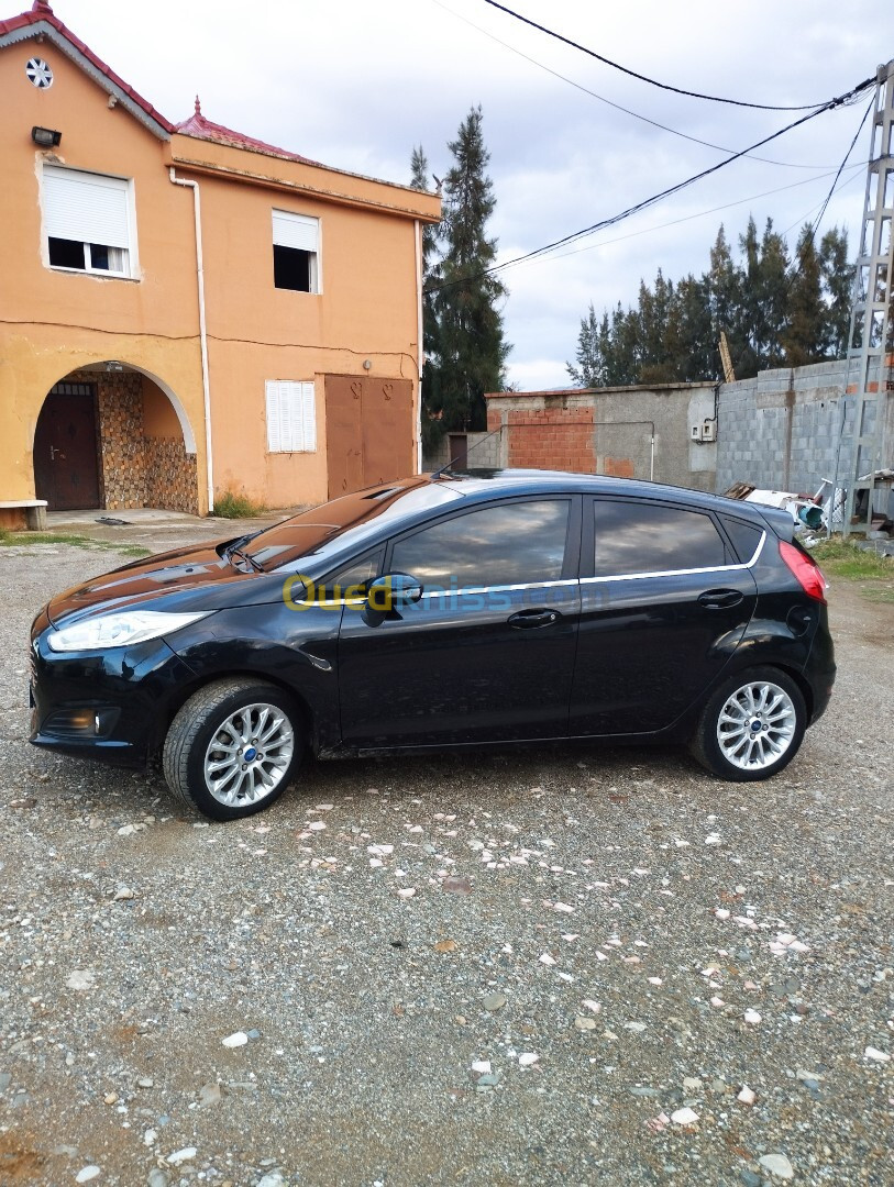 Ford Fiesta 2014 Titanium 