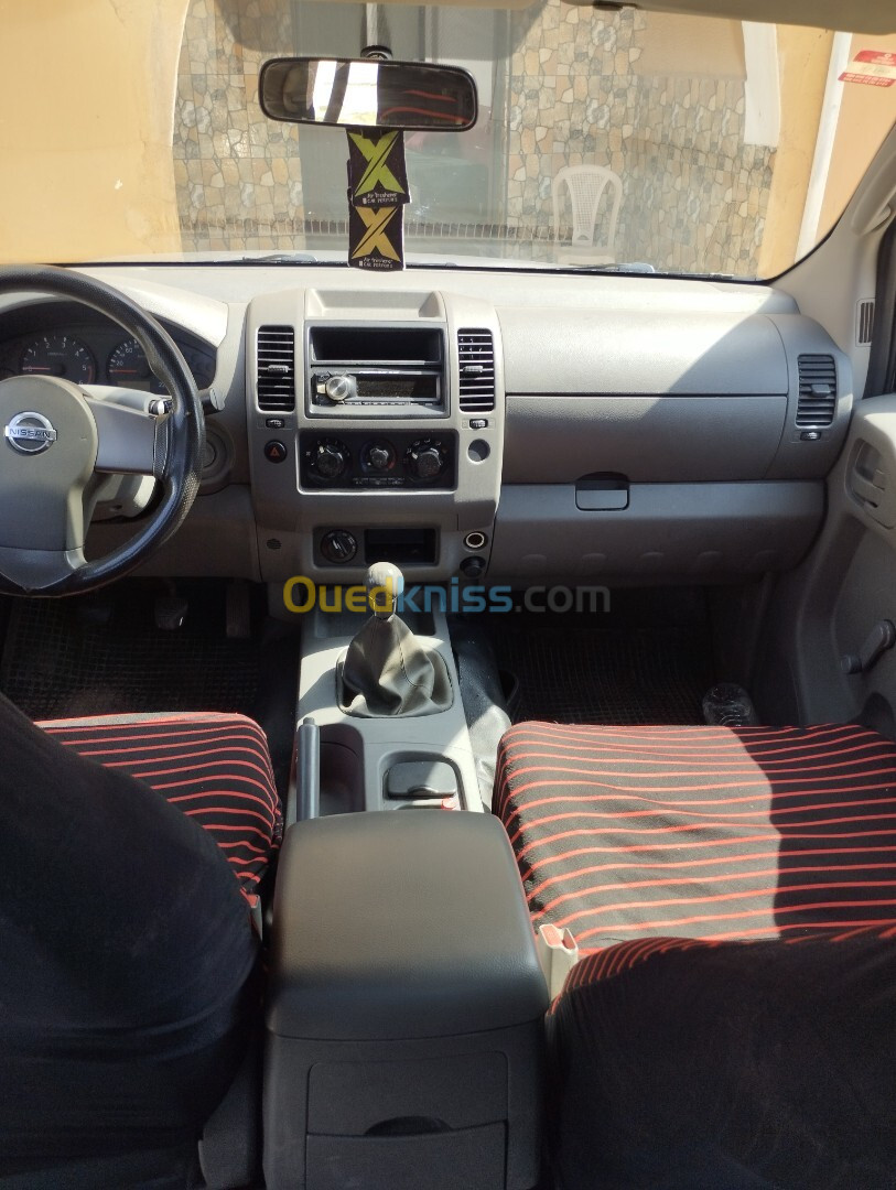 Nissan Navara 2011 Elegance 4x4