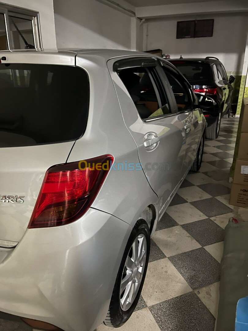 Toyota Yaris Sedan 2015 Style