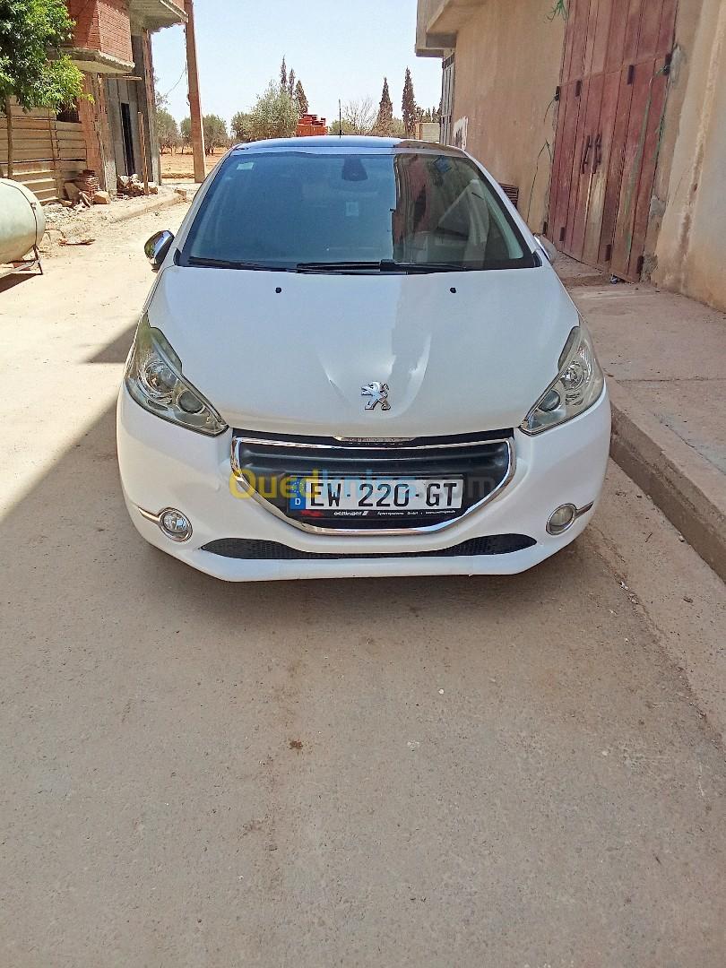 Peugeot 208 2014 Allure