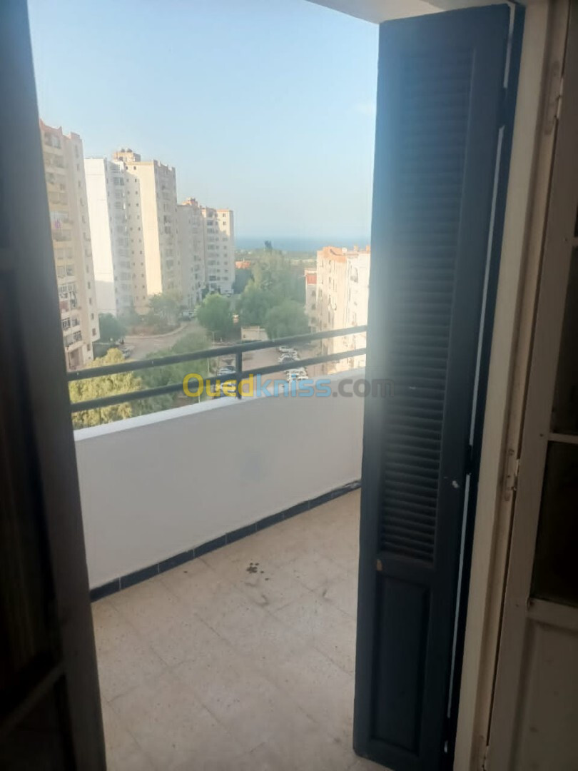 Location Appartement F4 Tipaza Kolea