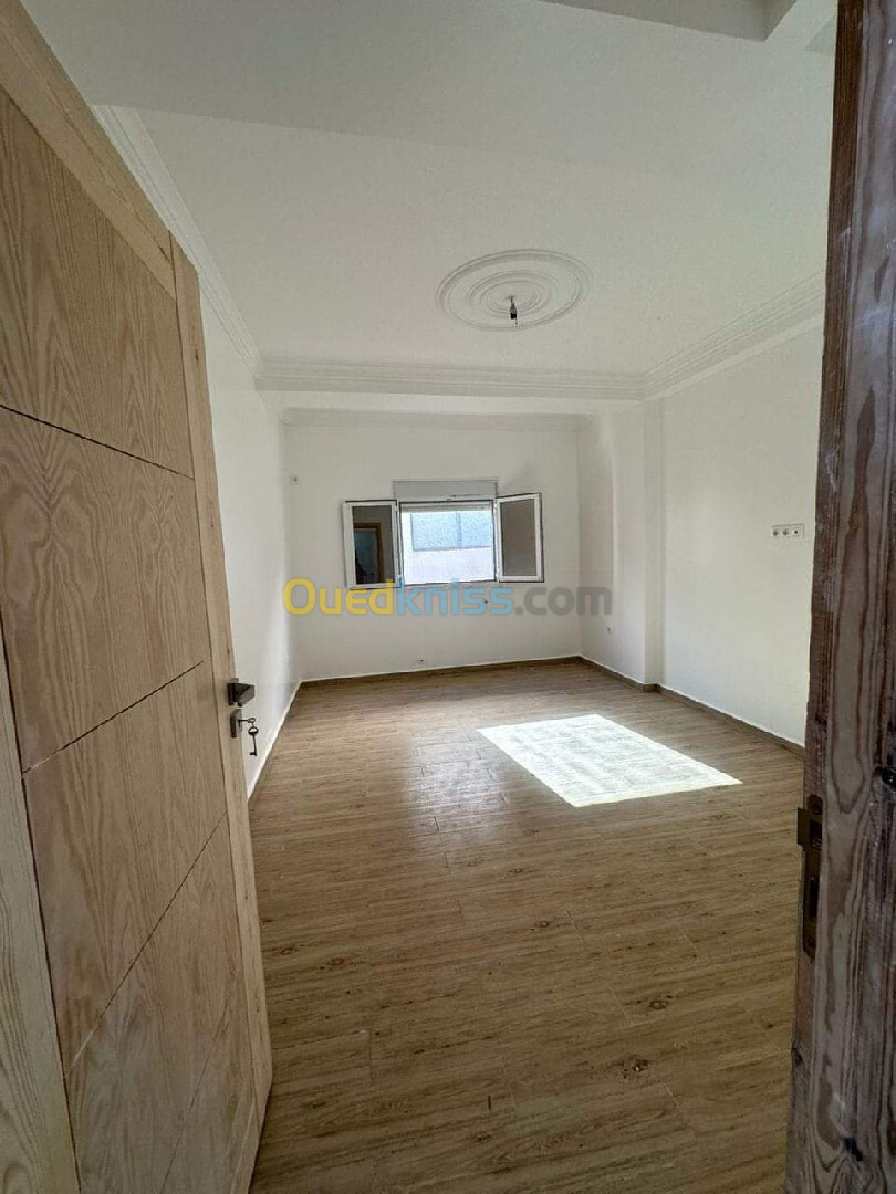 Vente Appartement F5 Alger Bab ezzouar