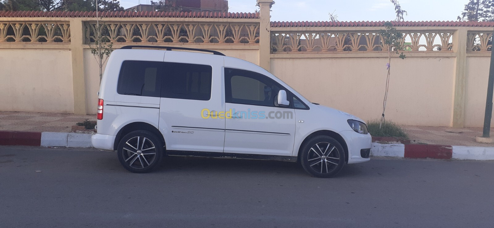 Volkswagen Caddy 2013 Edition 30 