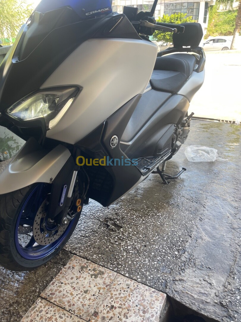 Yamaha T max dx 2019