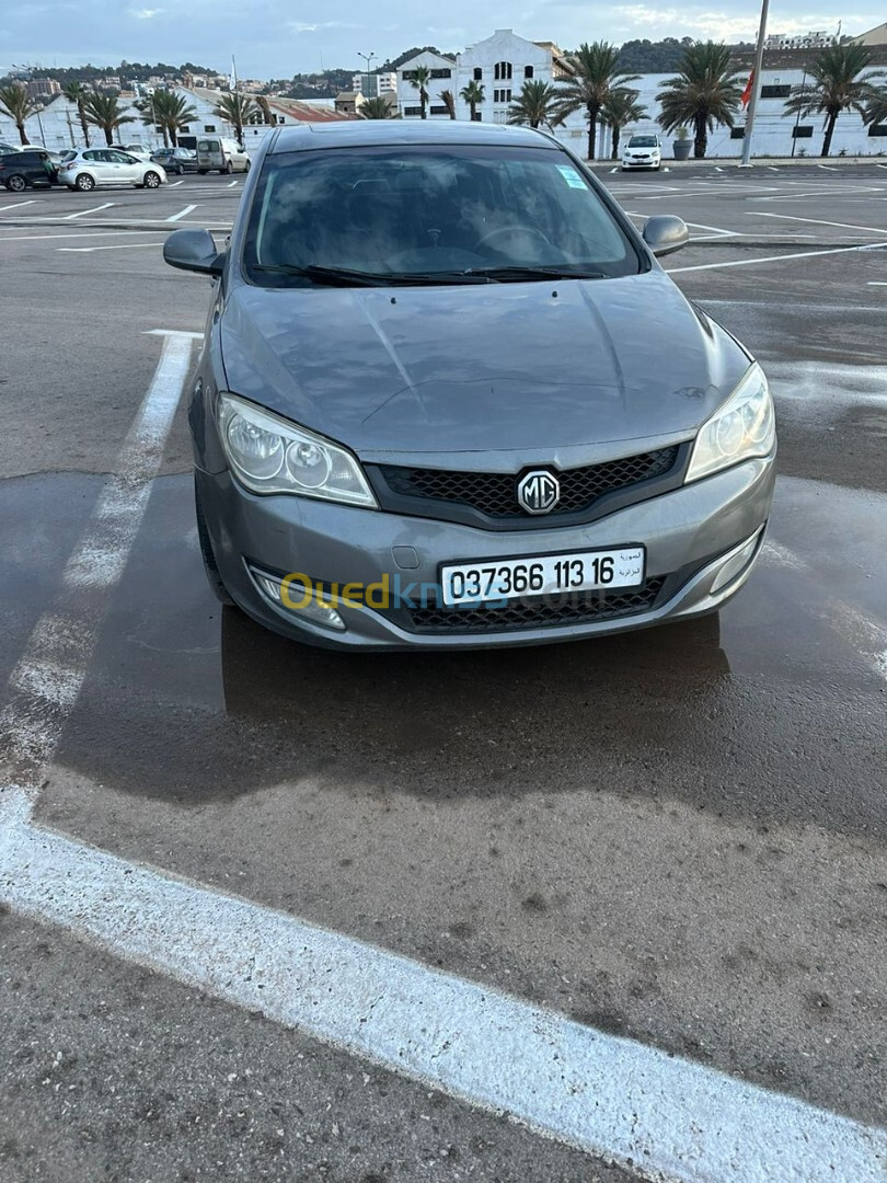 MG 350 2013 Confort +