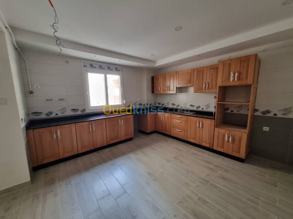 Vente Appartement F3 Alger Bordj el bahri