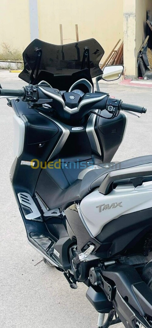 Yamaha Tmax dx 