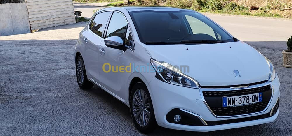 Peugeot 208 2019 Allure