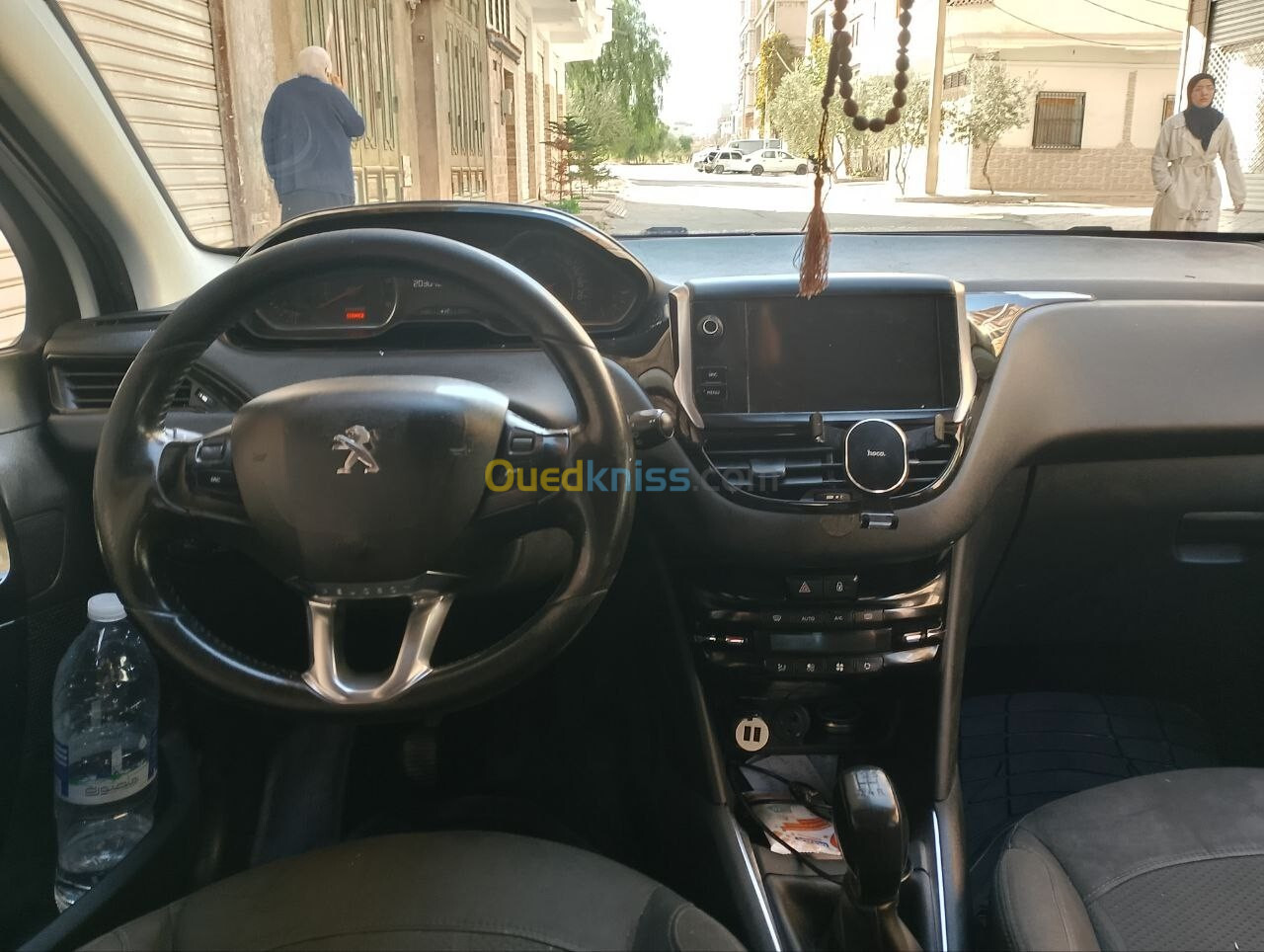 Peugeot 208 2015 Allure