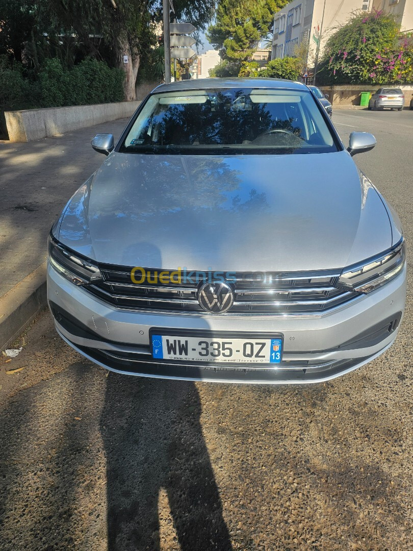 Volkswagen Passat 2022 Business