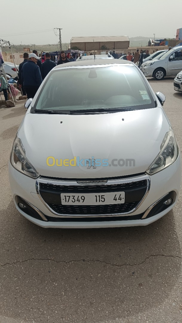 Peugeot 208 2015 Allure Facelift