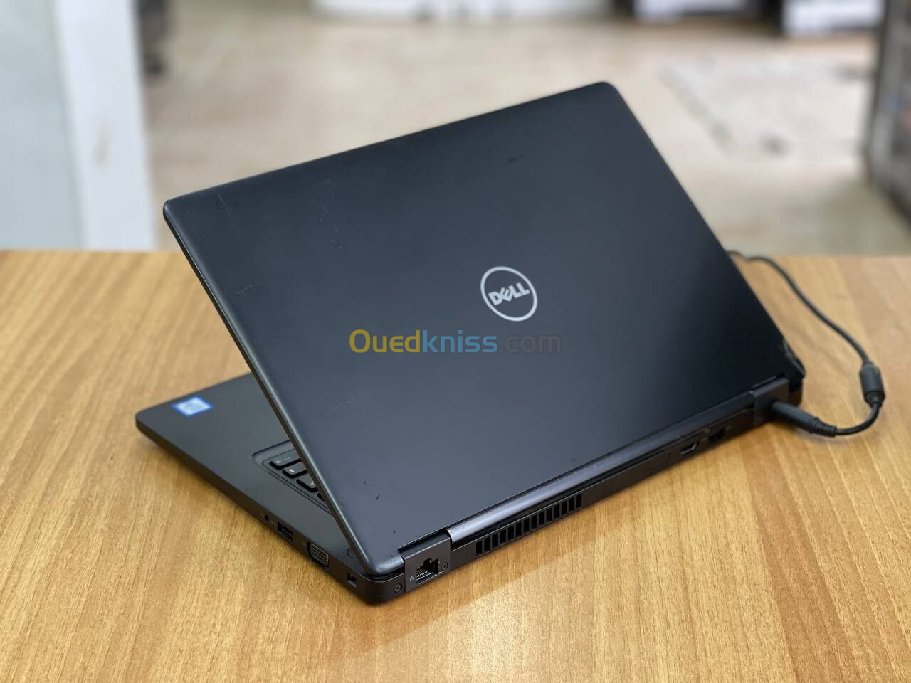 DELL LATITUDE 5480 / INTEL I5 6 EME / 8 G / 512 nvme neuf/ 14 FHD BATTERIE FAIBLE