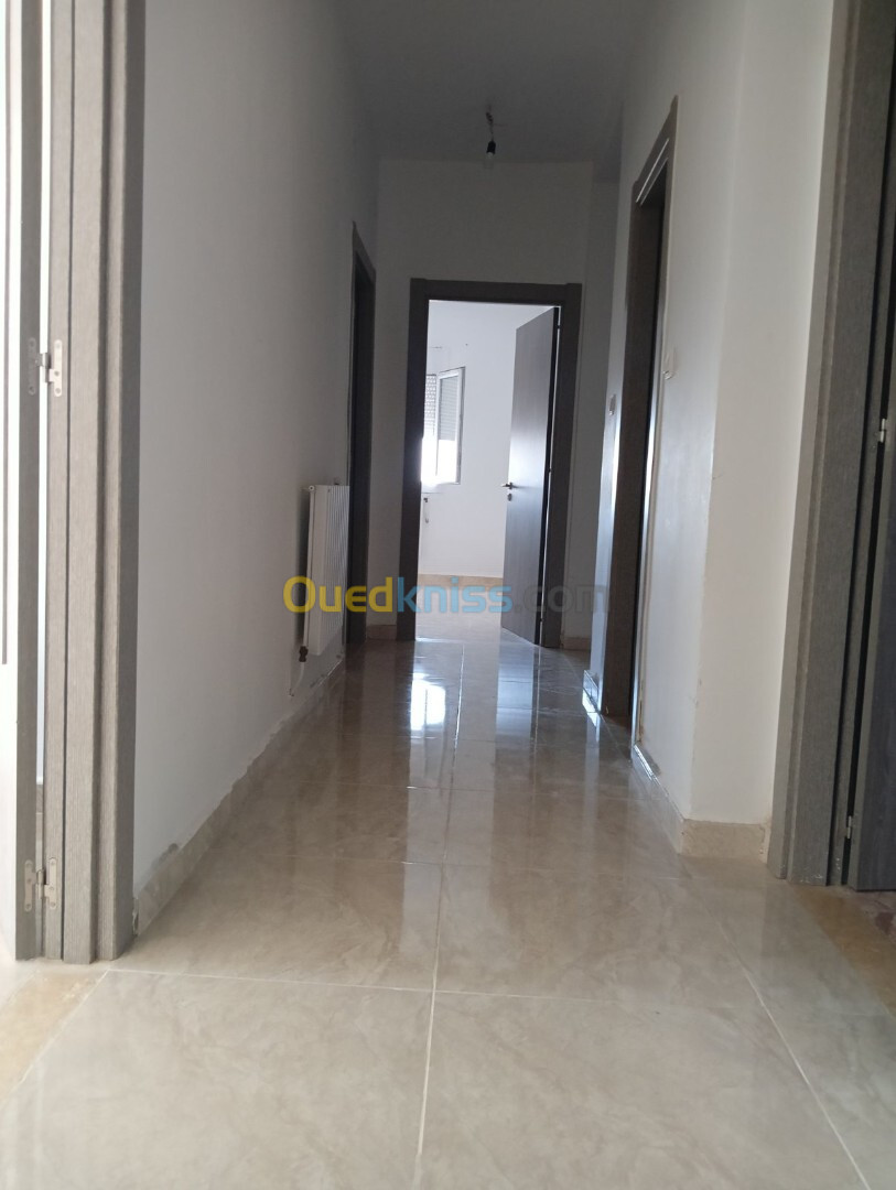 Location Appartement F4 Alger Souidania