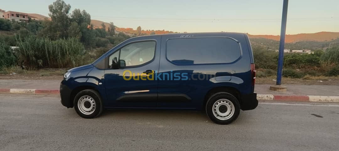 Fiat DOBLO 2024 