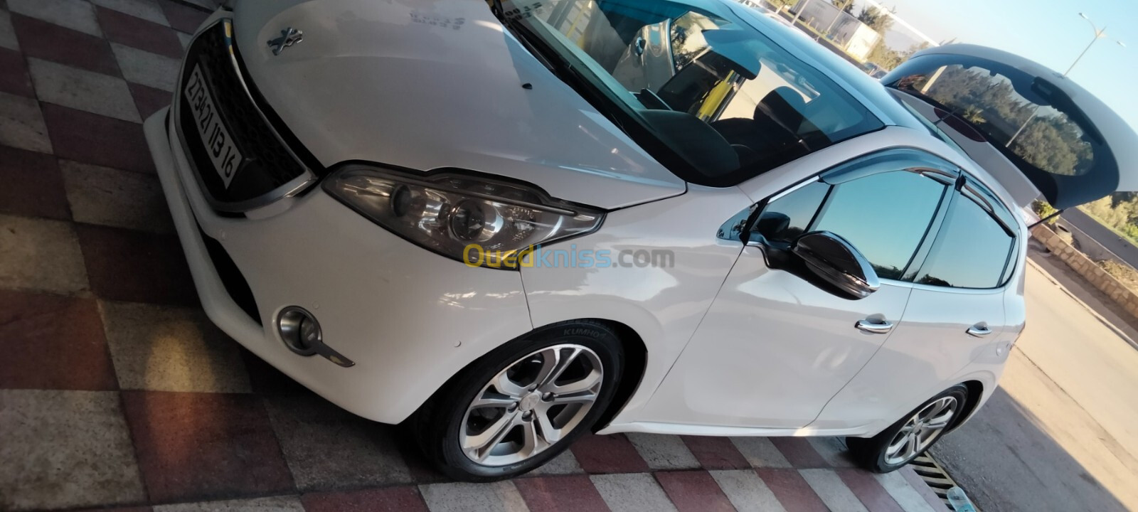 Peugeot 208 2013 Allure