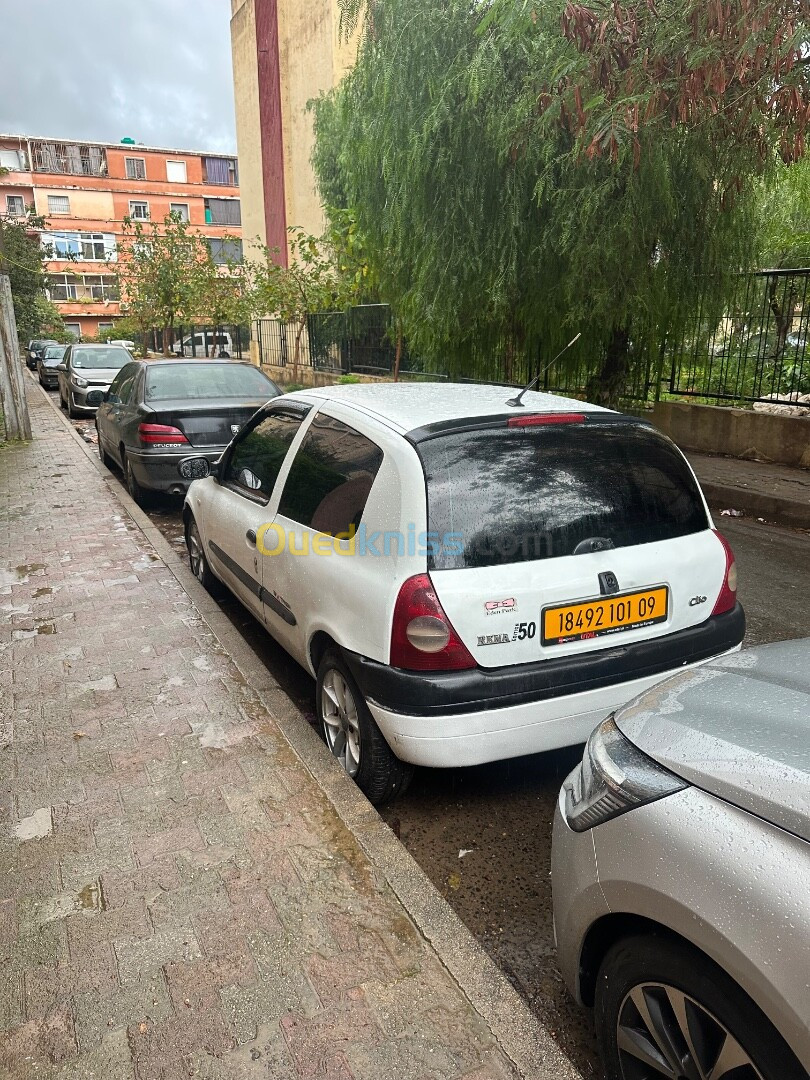 Renault Clio 2 2001 Extreme