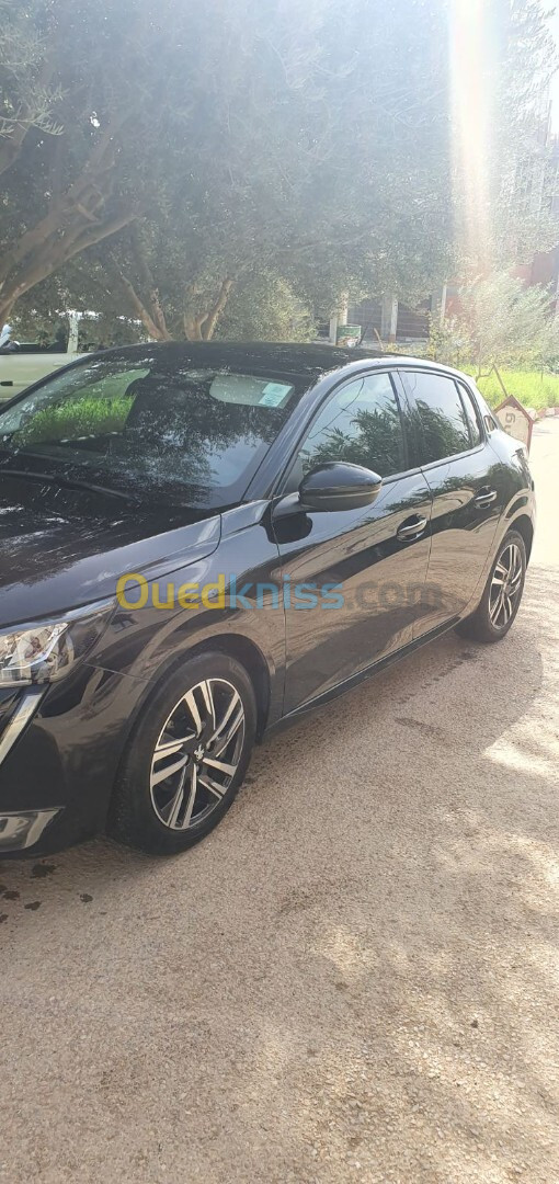 Peugeot 208 2022 Allure Facelift