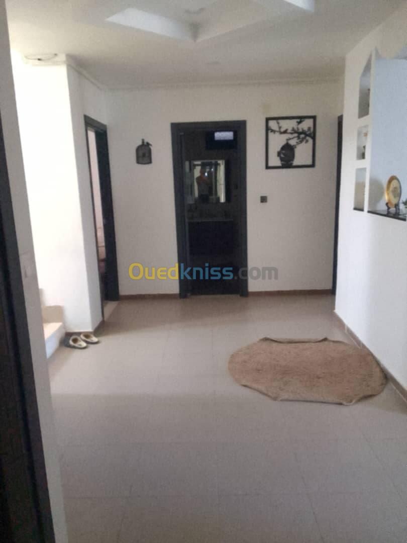 Vente Appartement F4 Alger Bouzareah