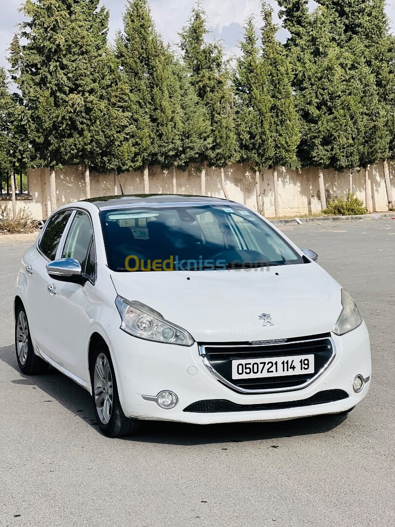 Peugeot 208 2014 Allure