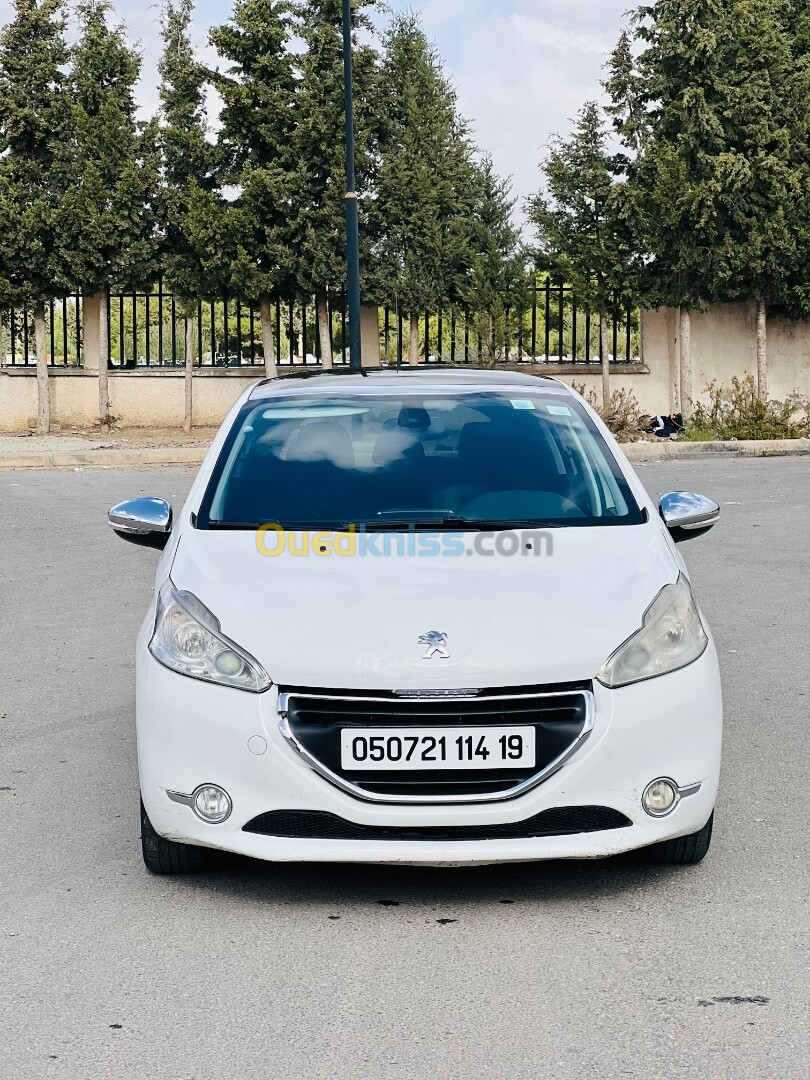 Peugeot 208 2014 Allure