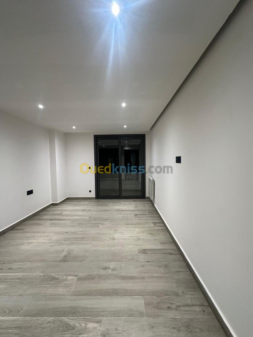 Vente Appartement F3 Alger Hydra