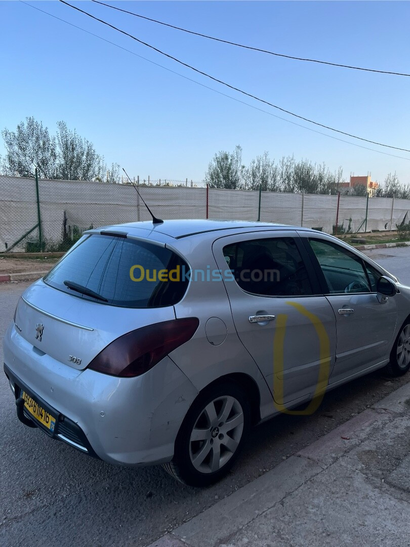 Peugeot 308 2014 