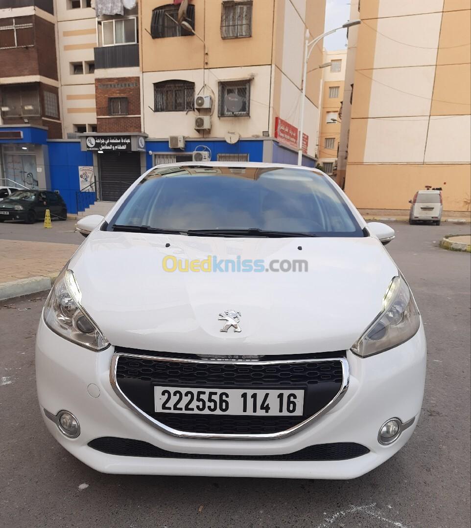 Peugeot 208 2014 Allure