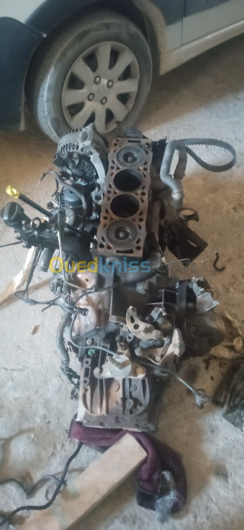 Demi moteur et boîte vitesse 2.0 138 chv