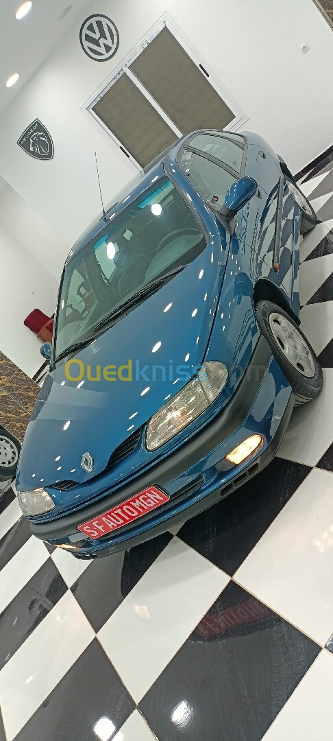 Renault Laguna 1 1995 Laguna 1