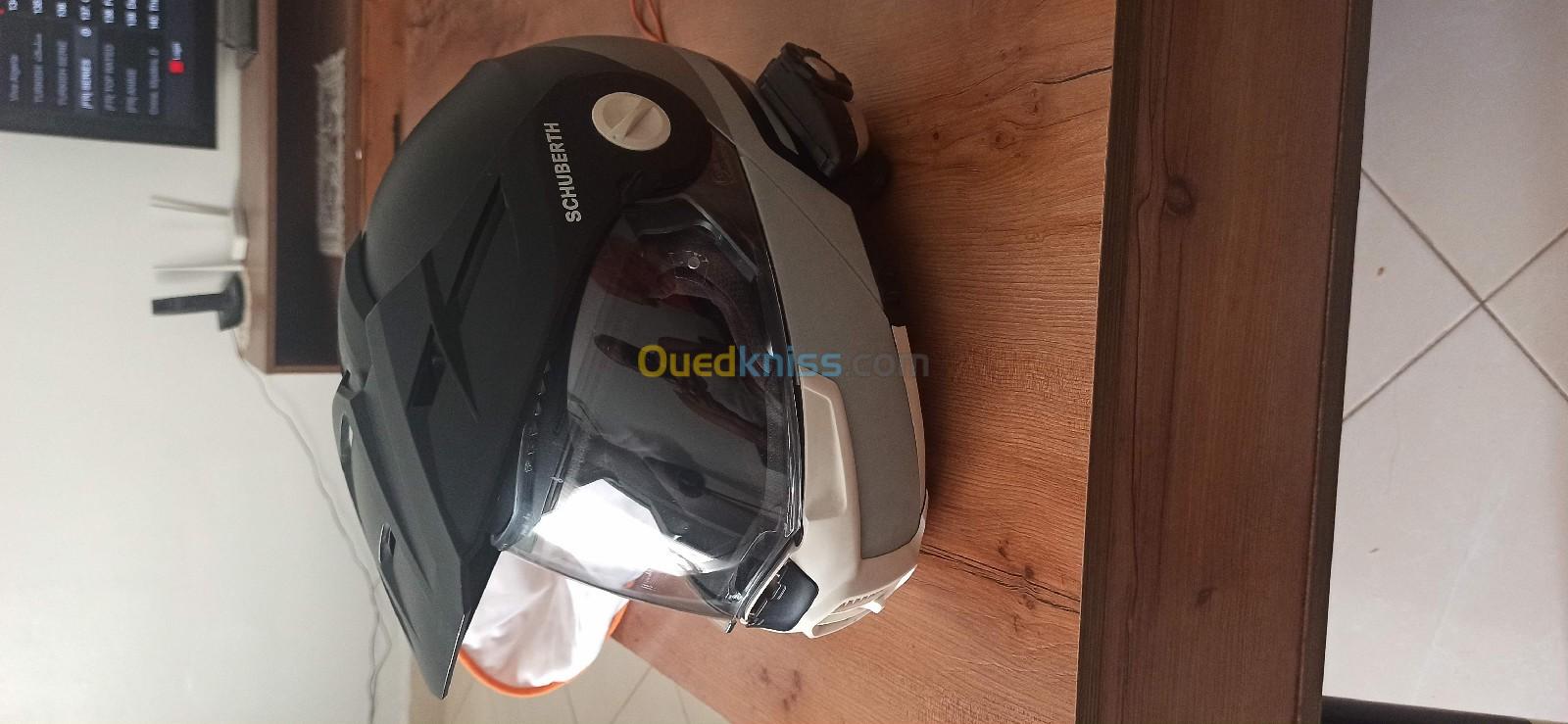 Casque moto Shuberth E1