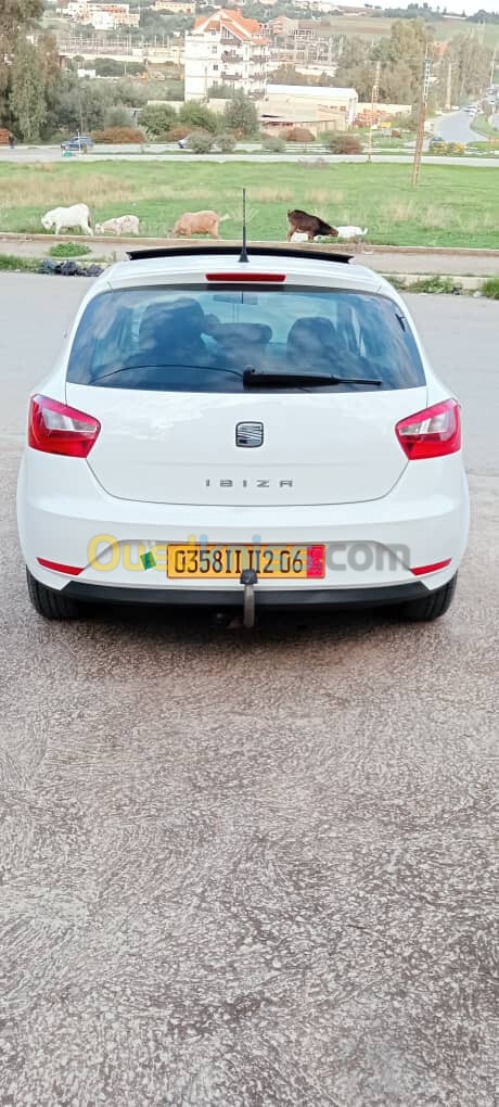 Seat Ibiza 2012 Fully +Toit ouvrant