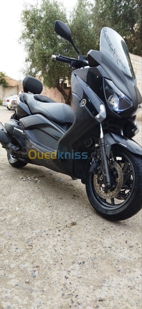 Yamaha Xmax 2015