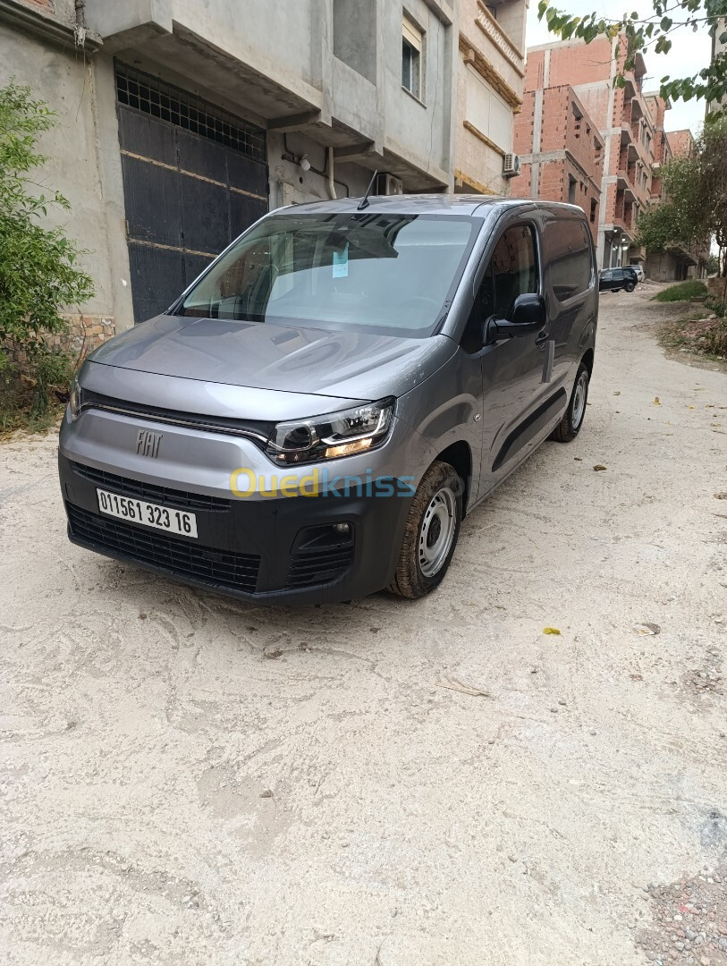 Fiat Professional Doblo 2023 Italie