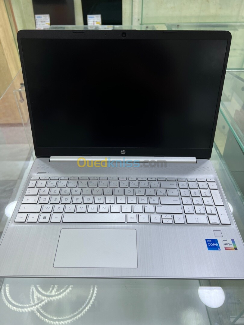 HP LAPTOP 15-s i5/ 11ème 512-08GB