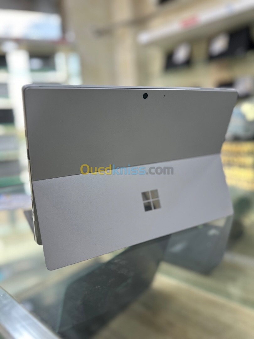 SURFACE PRO 7 PLUS  CPU: Core  i5 / 1135G7 