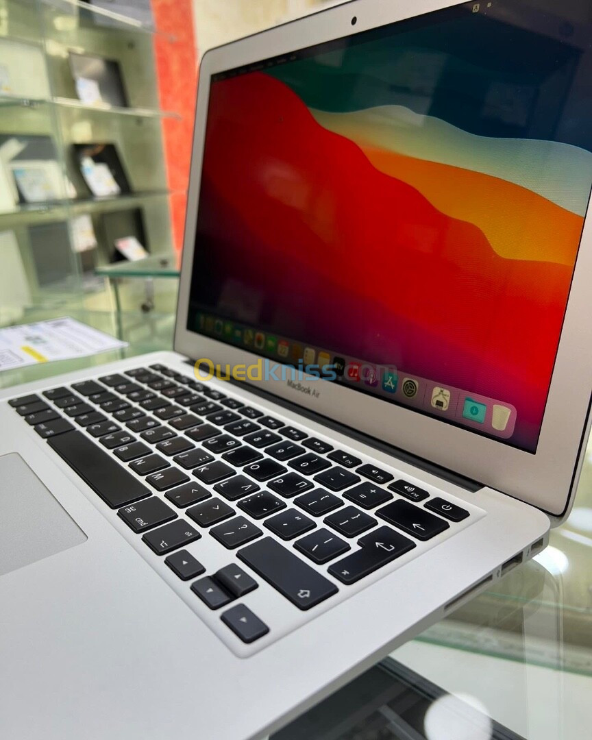 MacBook Air 2014 i5 02coeur 128/04GB