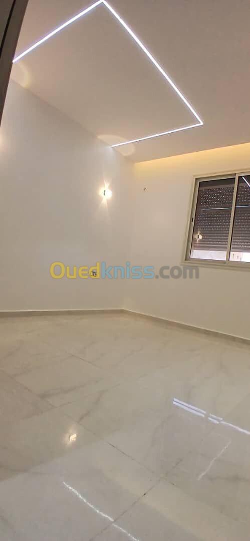 Vente Appartement F4 Alger Bordj el bahri