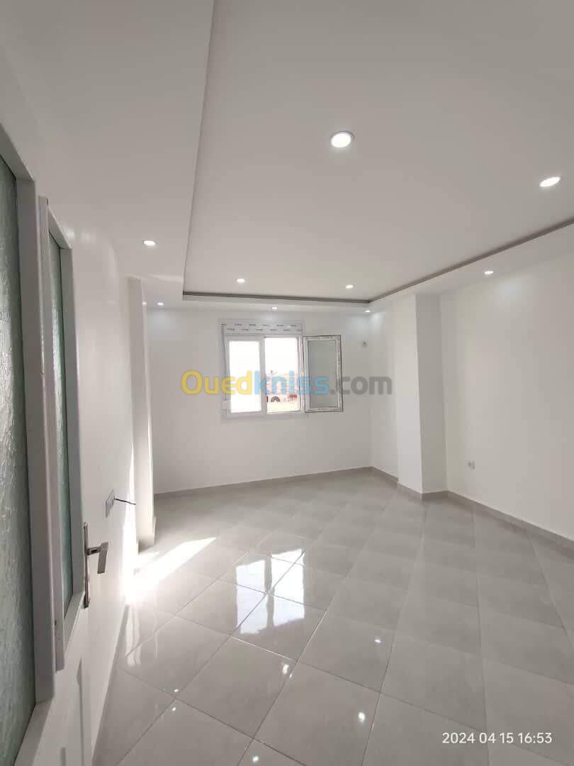 Vente Appartement F03 Alger Bordj el bahri