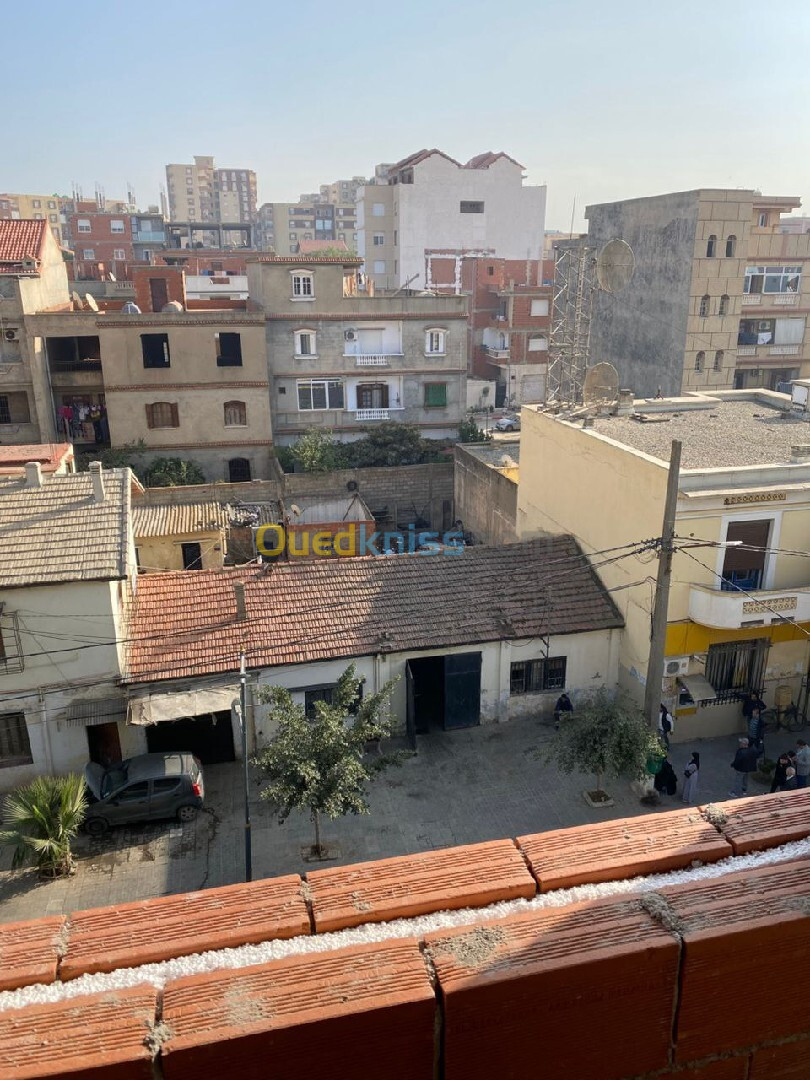 Vente Appartement F4 Alger Bordj el bahri