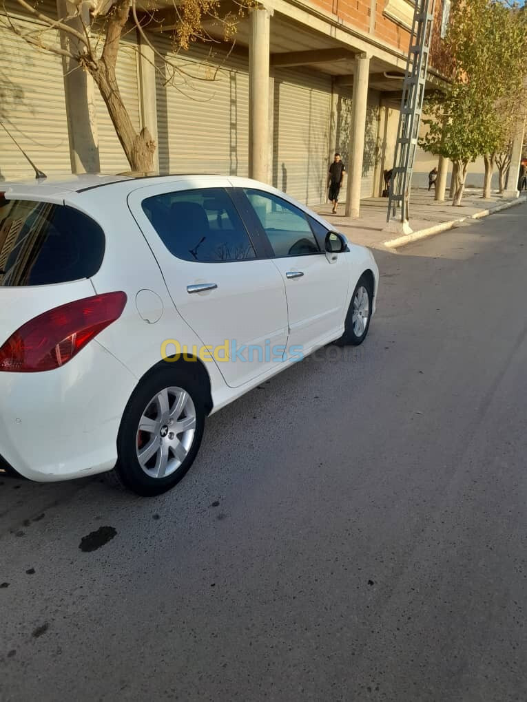 Peugeot 308 2011 308