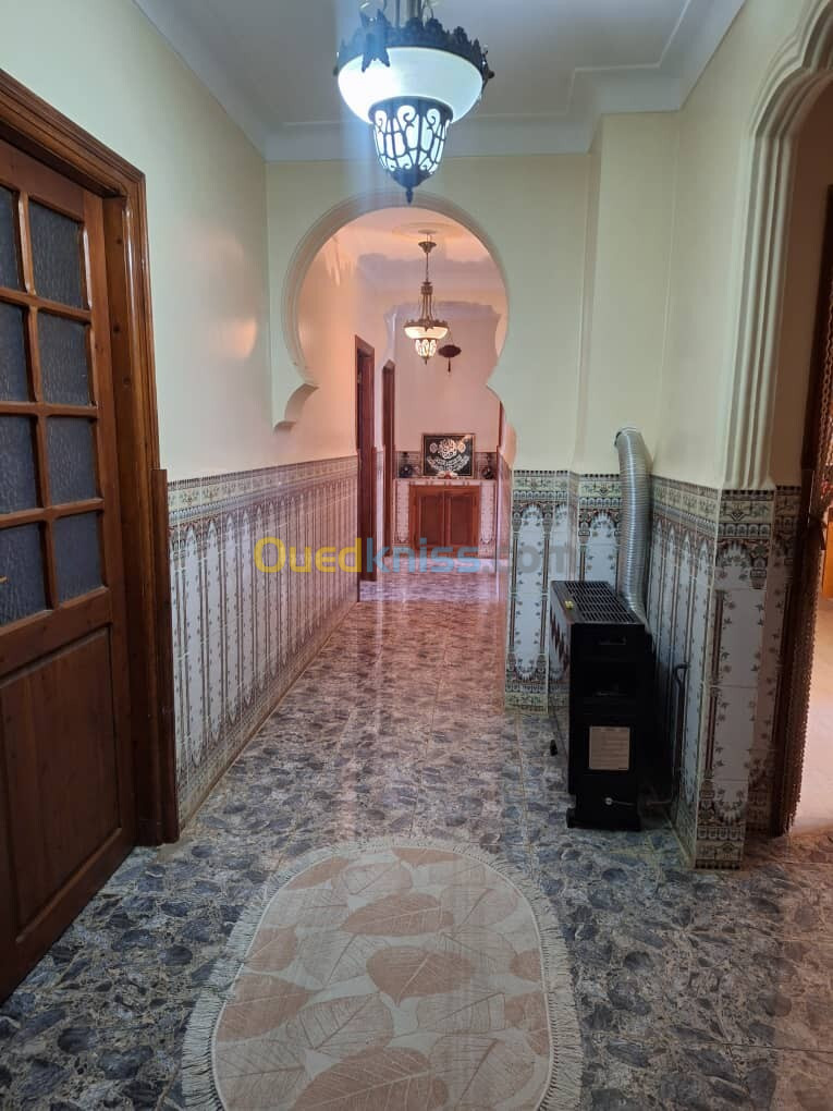 Location Appartement F2 Alger Rais hamidou