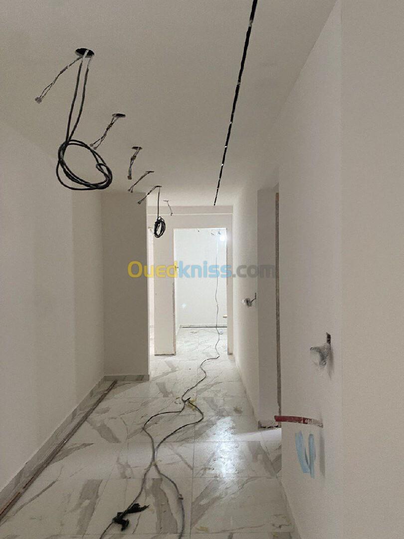 Vente Appartement F5 Alger Bordj el kiffan