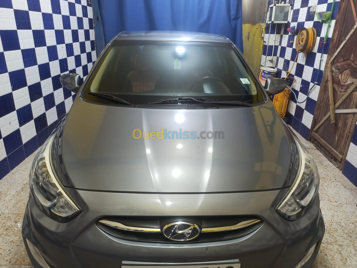 Hyundai Accent RB  5 portes 2017 GL DZ