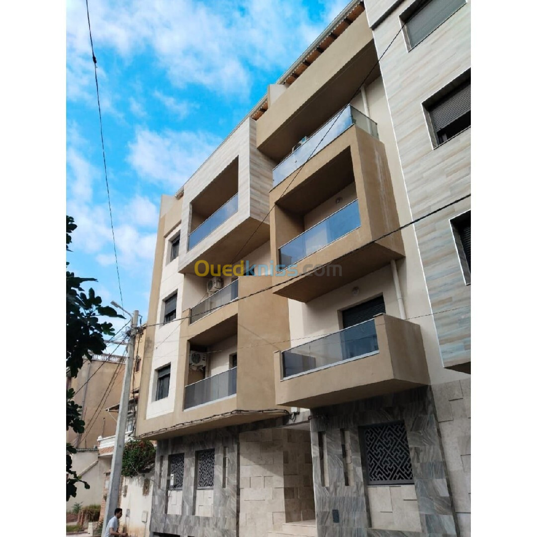 Vente Appartement F4 Alger Bordj el bahri