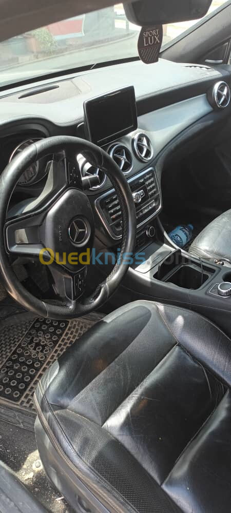 Mercedes CLA 2013 220