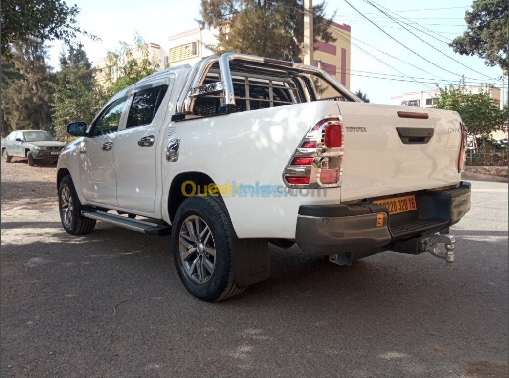 Toyota Hilux 2020 LEGEND DC 4x4