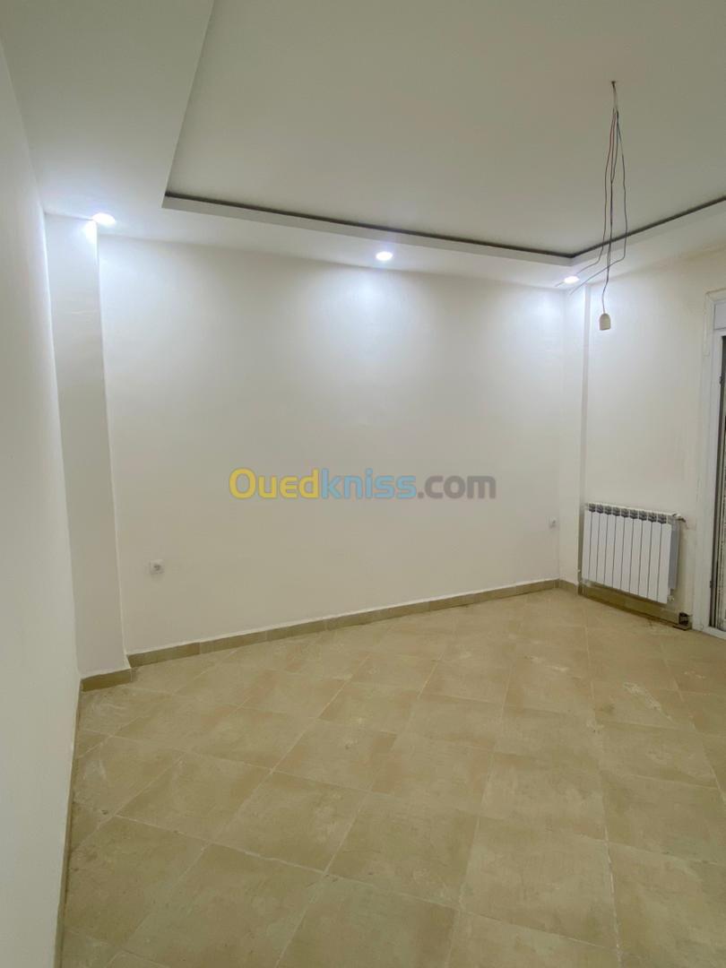 Location Appartement F4 Blida Soumaa