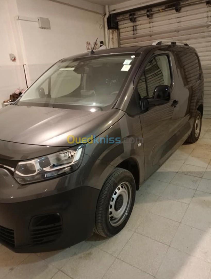 Fiat doblo 2024 professionnel